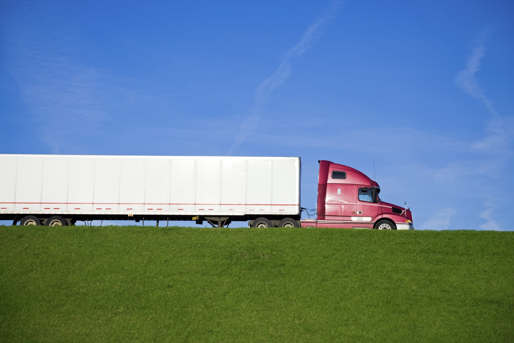 https://cleverseguros.co/wp-content/uploads/2020/06/semi-truck.jpg